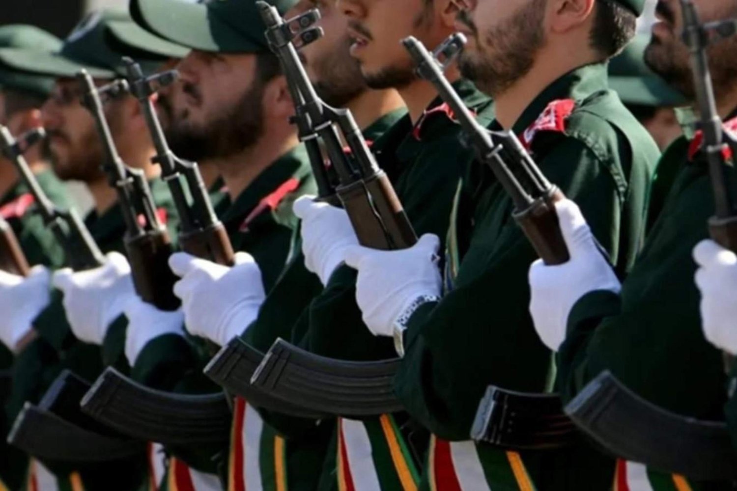 İran Savunma Gücü Güçlü Duruyor: En Az 6 Ay Savaş Hazır