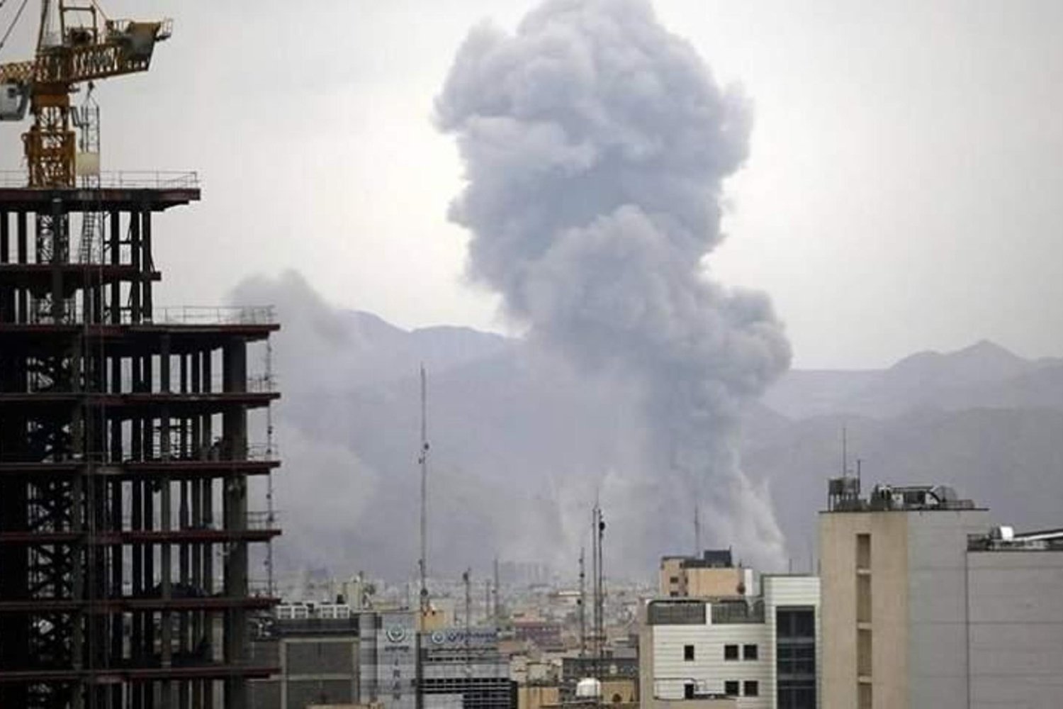 İran-İsrail-ABD Savaşı Tüm Şiddetiyle Devam Ediyor: Taraflar Ortak Ateşkes Planına Karşılık Veriyor