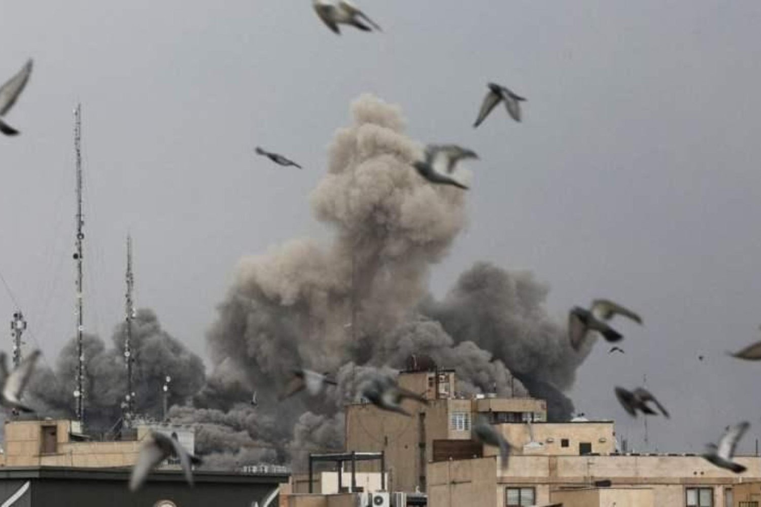 İran’a Ağır Zarar Veren ABD-İsrail Saldırılarında Son Durum