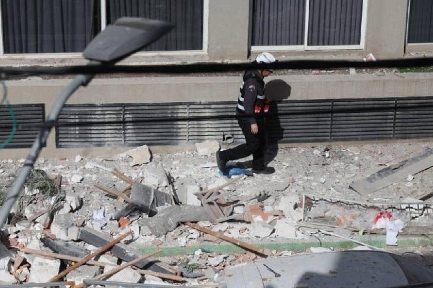 İran’ın İsrail ve ABD’ye Misilleme Saldırıları Artarak Devam Ediyor