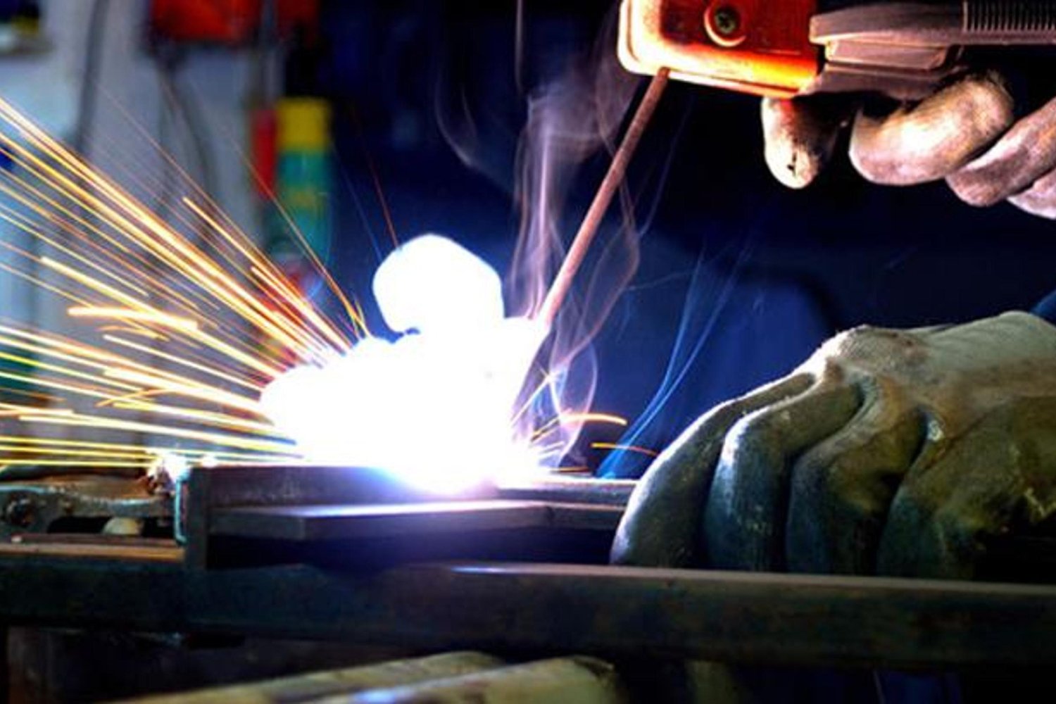 İmalat Sektöründe Yavaşlama Sürüyor! PMI Şubat 2026 Verileriyle Yatırımcıları Şaşırtıcı Noktalar Bekliyor