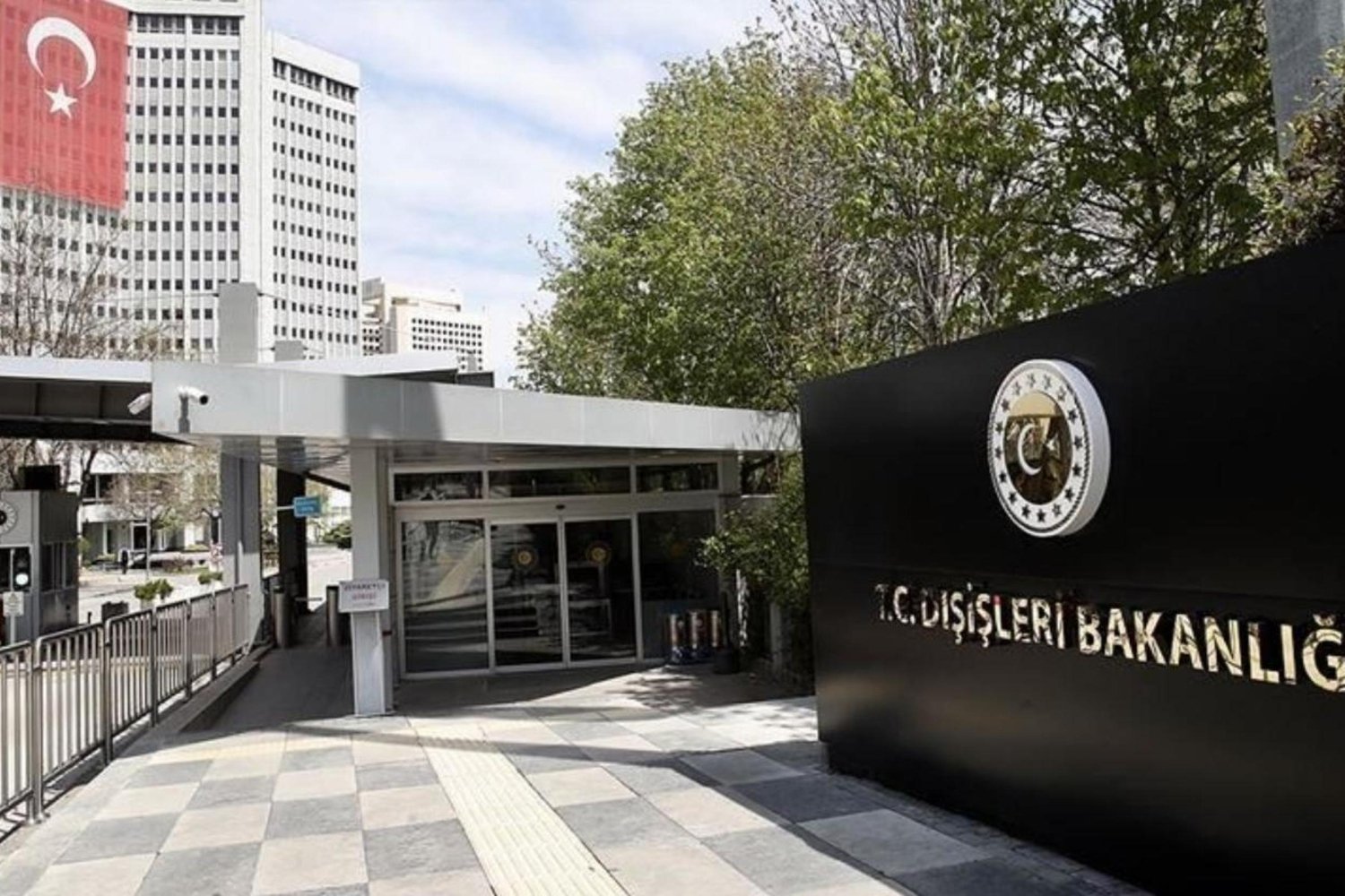 Tahran'da Art arda Patlamalar: İran-İsrail-ABD-Gerilimi Büyüyor