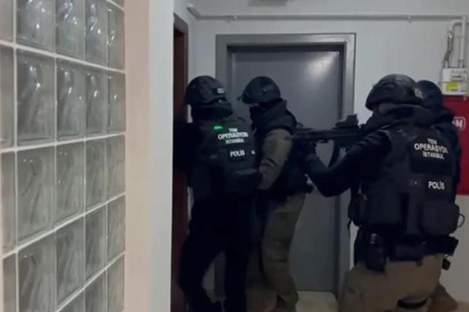 İstanbul'da DEAŞ Terör Finansmanı Operasyonu: 9 Gözaltı