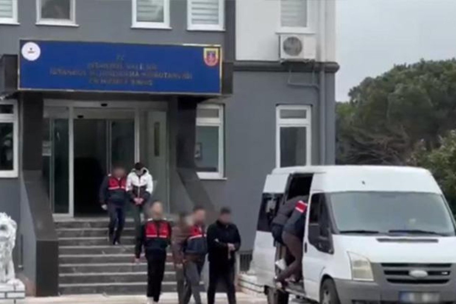 Organize Suç Örgütüne Darbe: Silahlı Saldırılar ve Haraç Planları Çözüldü