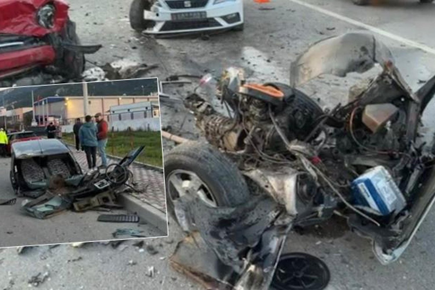 İzmir'de Trafik Kazası: 3 Yaralı, Virajda Kontrol Kaybı