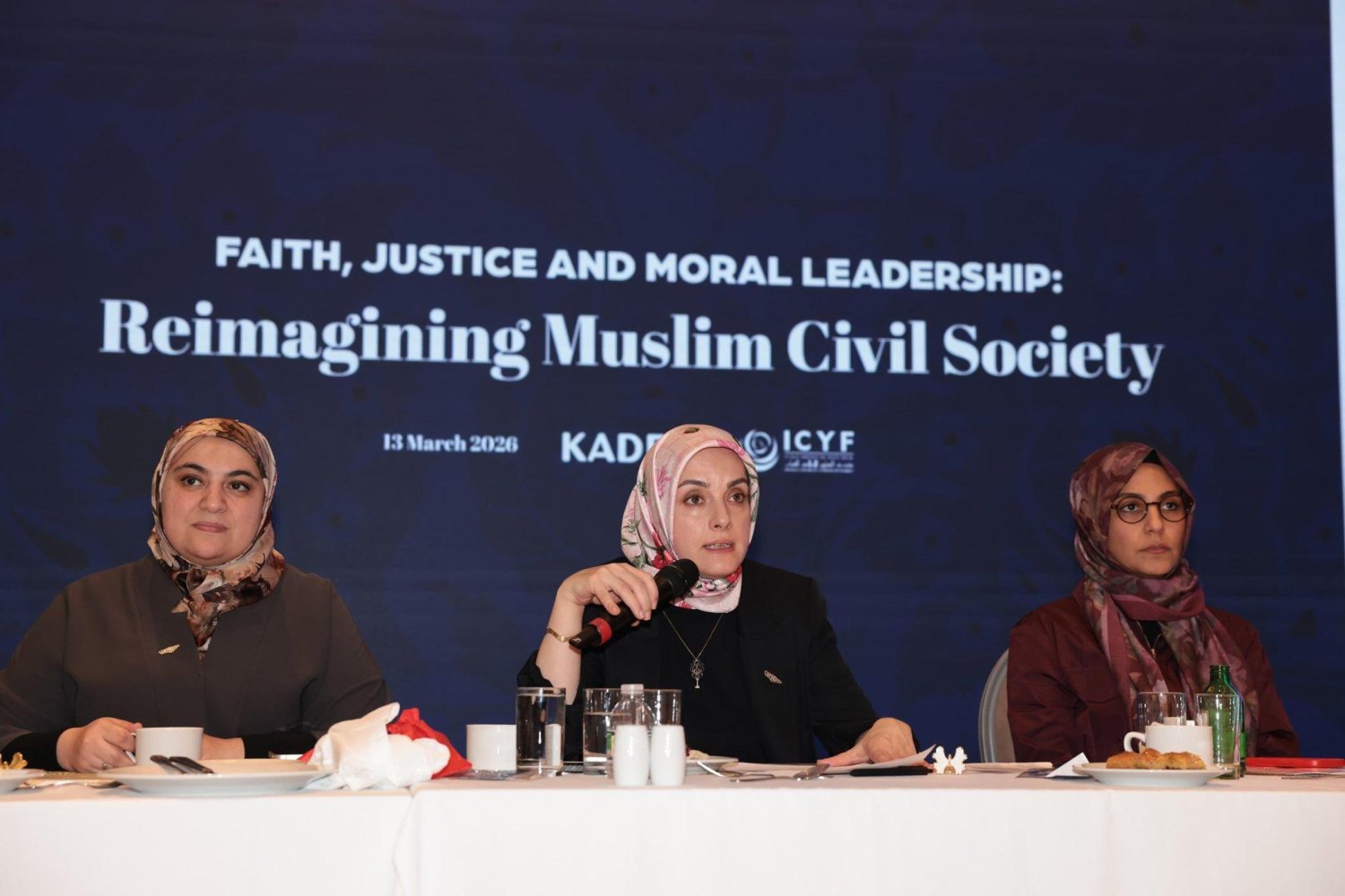 İnanç ve Ahlaki Liderlik: Müslüman Sivil Toplumun Güçlenme Eli