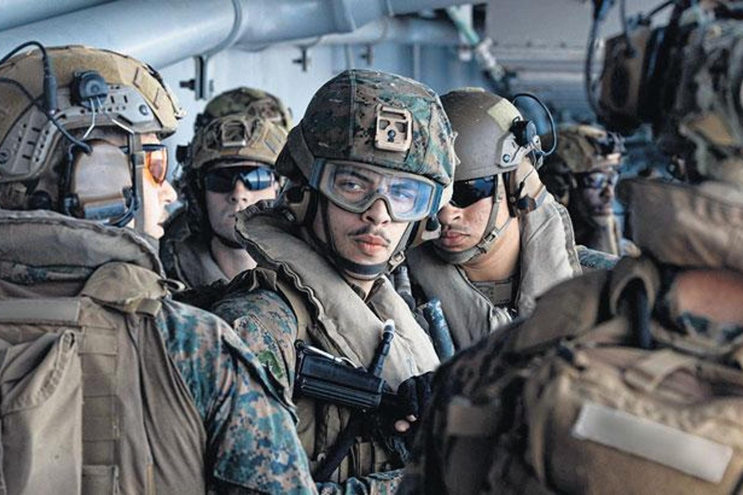 ABD İran'a Kara Harekâtı Hazırlığında: Hürmüz ve Körfezde Gerilim Artıyor