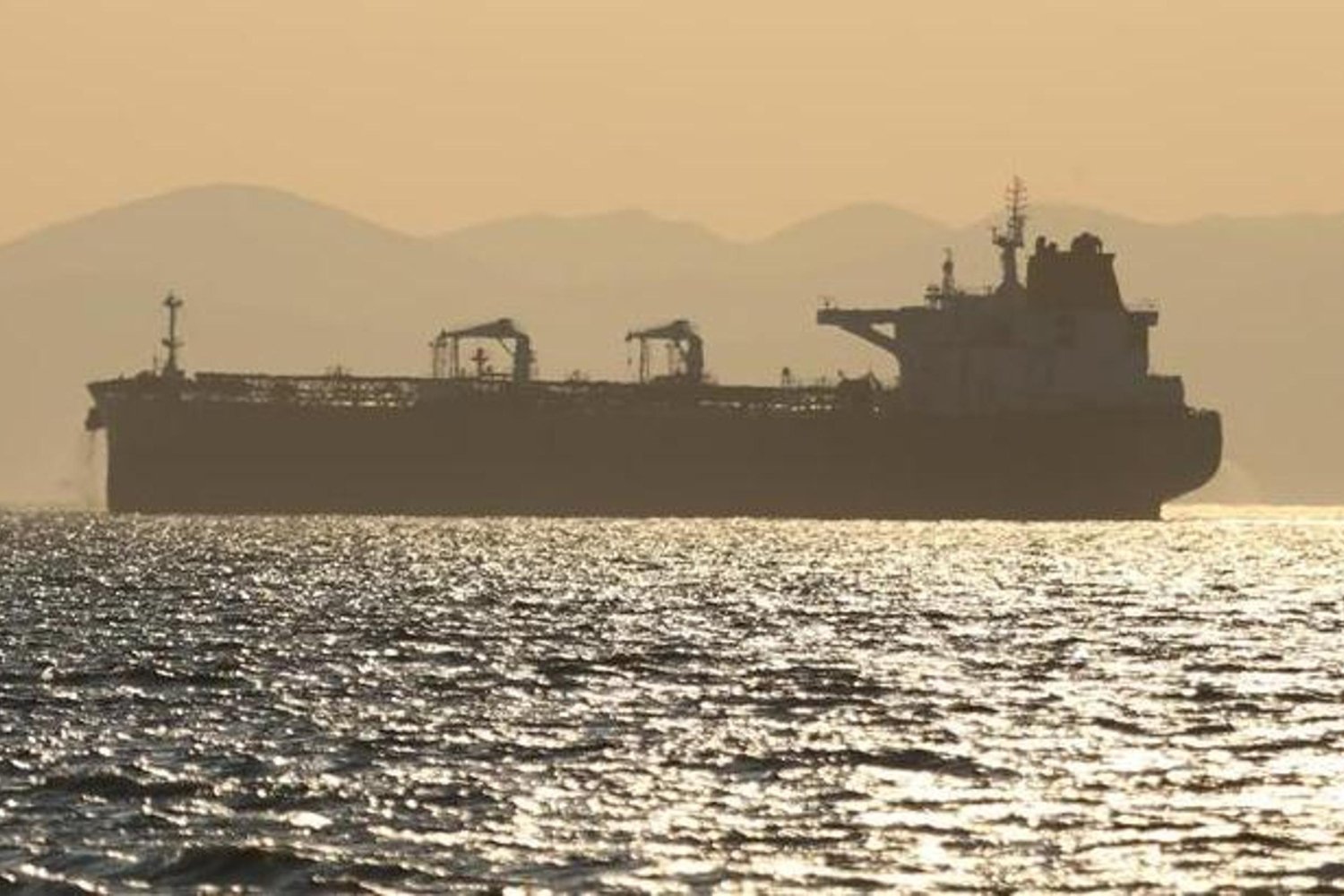 Uluslararası Deniz Güvenliği Alarmda: Katar’da Bilinmeyen Cisim Saldırısı