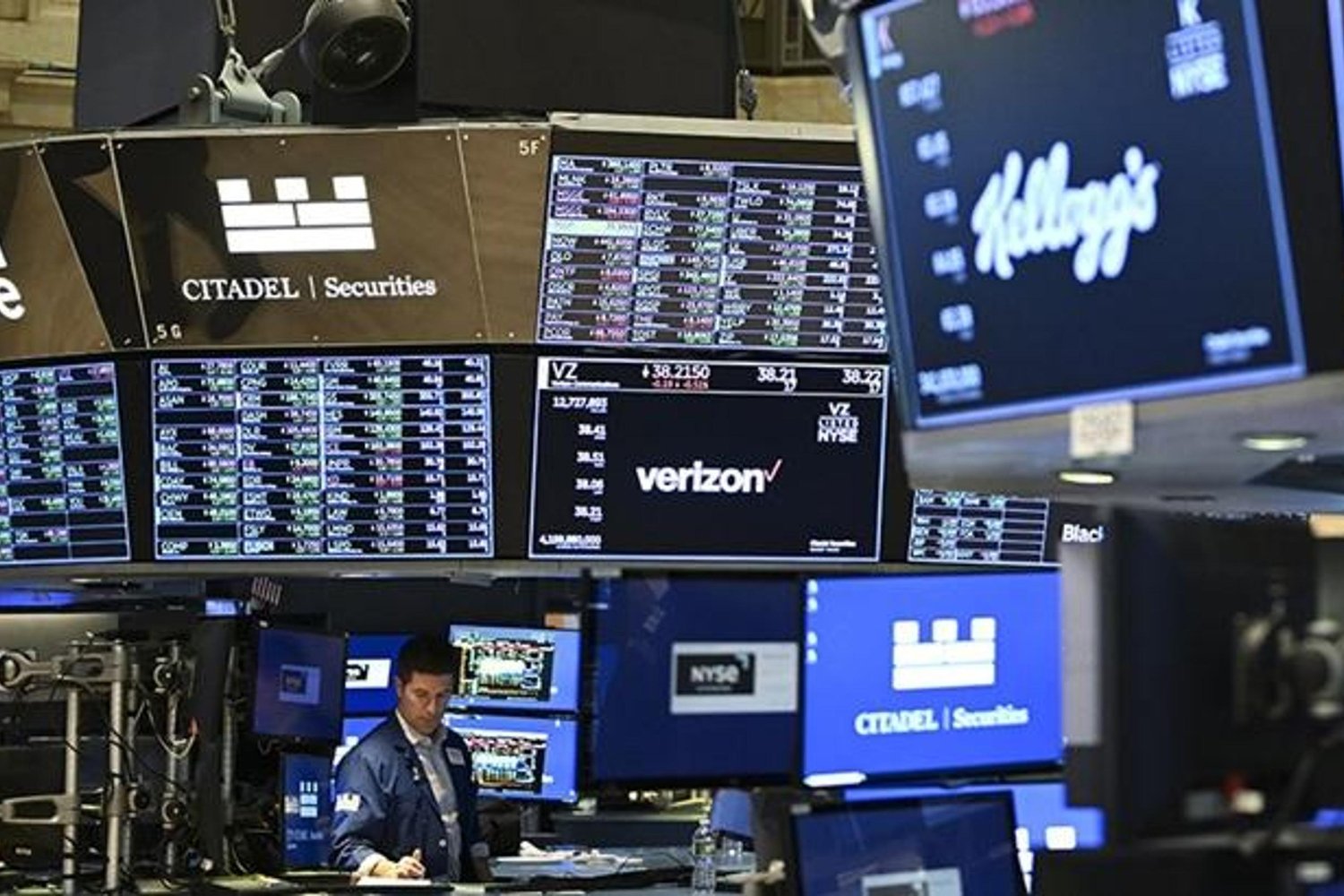 Orta Doğu'da Gerilim Tırmanıyor: İran ve ABD-İsrail Savaş Riskinde Kritik Gelişmeler