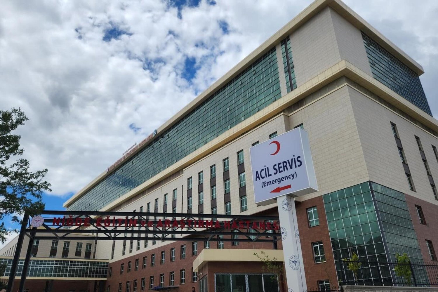 Niğde Kaza Haberleri: Otomobil Şarampole Yuvarlandı, 2 Ölü, 2 Ağır Yaralı