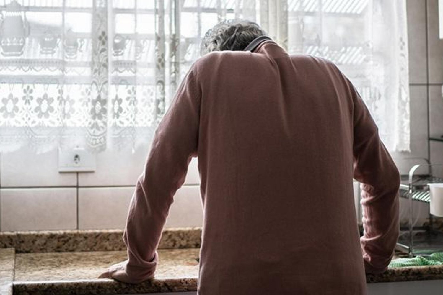 Kronik Stres ve Zorluk Çıkaran İnsanlar Hızlı Yaşlanmaya Neden Oluyor