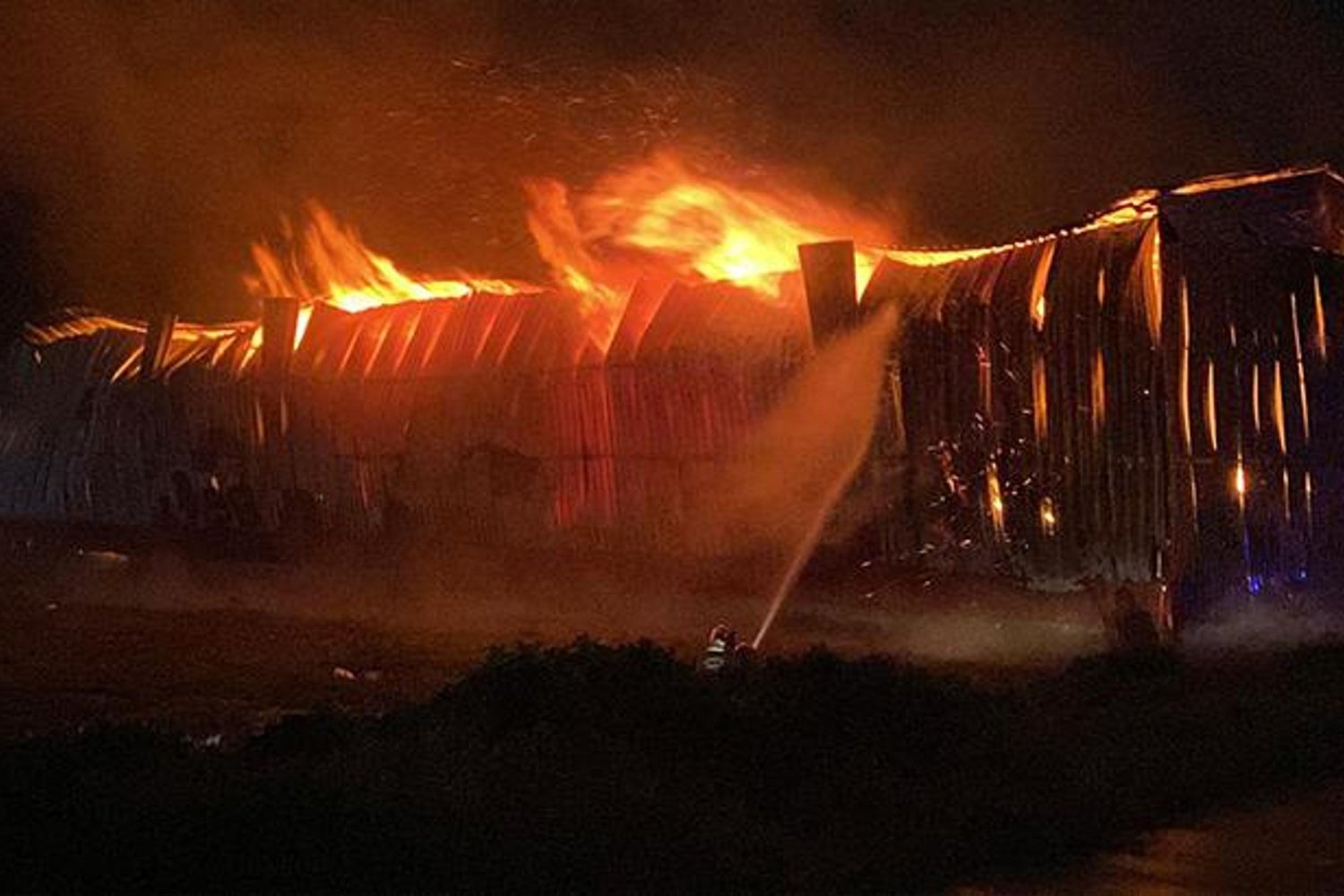 Yangın Felaketi: Fabrikada Büyük Alevler Filistinli Esirlere İdam Yasası İsrail Meclisi'nden Geçti