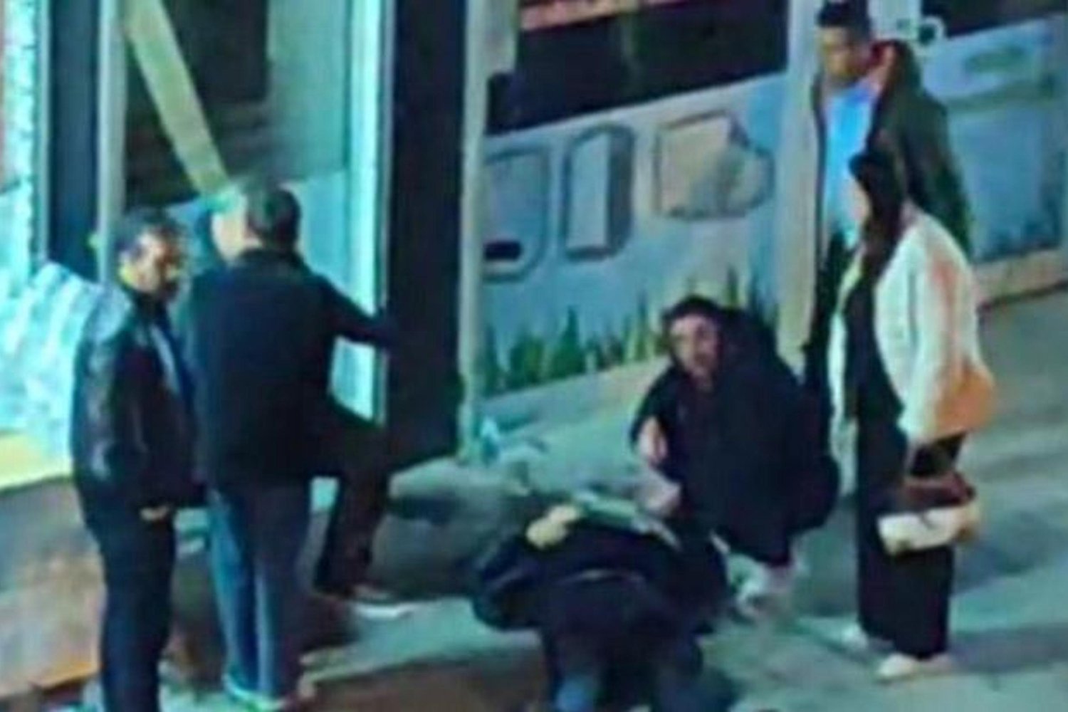 Ankara'da Yan Bırakma Tartışması Kanlı Bitti! Bir Kişi Yaralandı