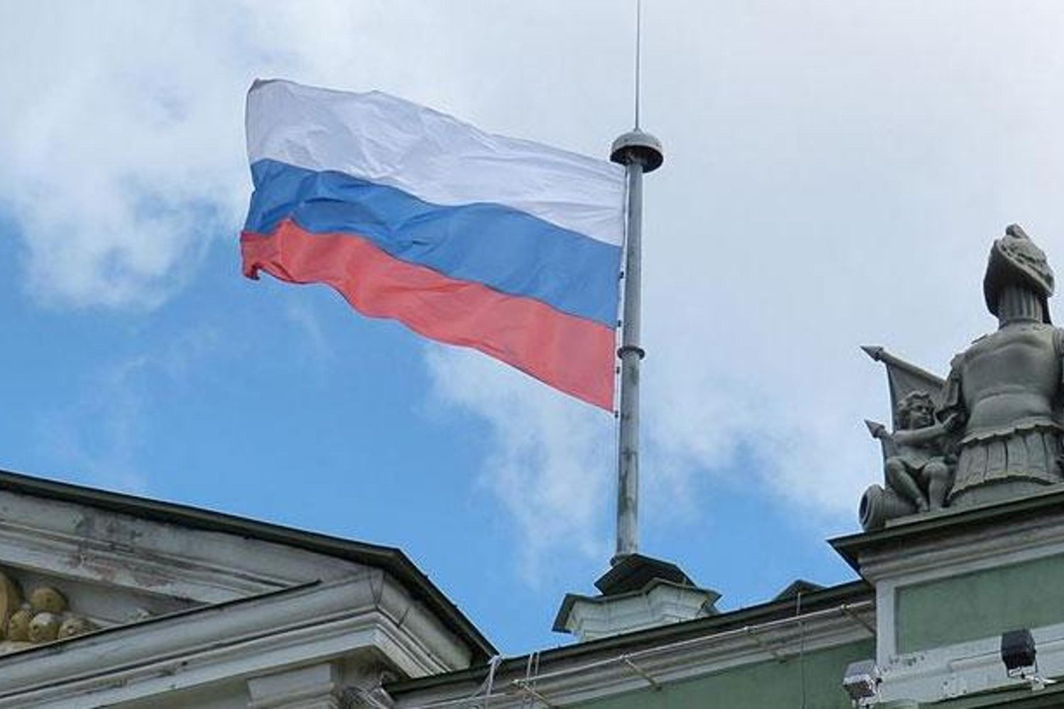 Ukrayna İHA Saldırısı Donetsk Hastanesine: 8 Sağlıkçı Hayatını Kaybetti