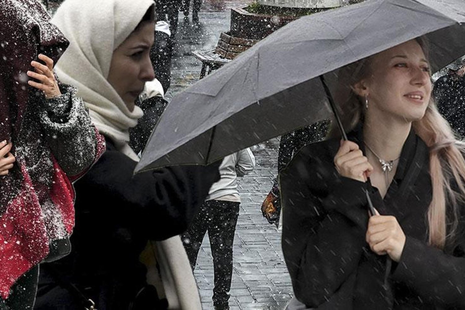 Hava Durumu Uyarılarıyla Bayramda Soğuk ve Yağışlı Hava Gözlemi