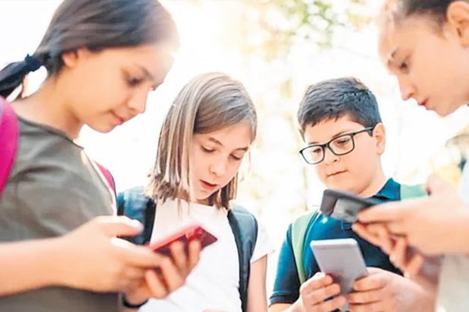 Çocuklar İçin Dijital Güvenlik ve Düzenlemelerde Büyük Değişiklikler Geliyor