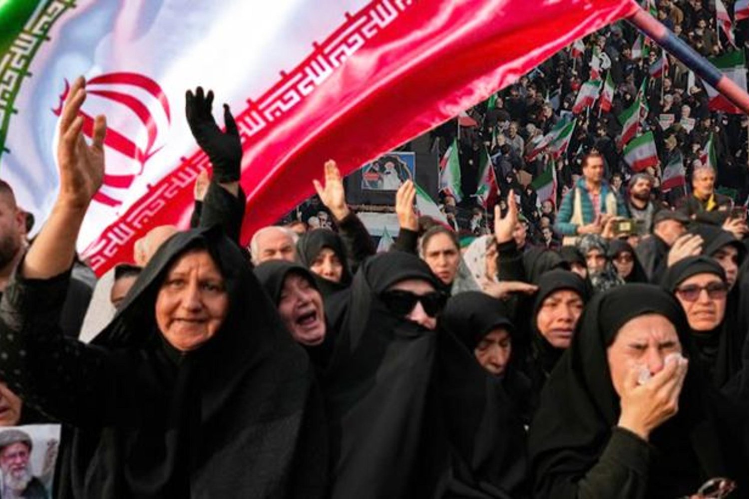 İran Ayakta: İran Rejiminin Güç Kaynağı ve Güncel Sırları