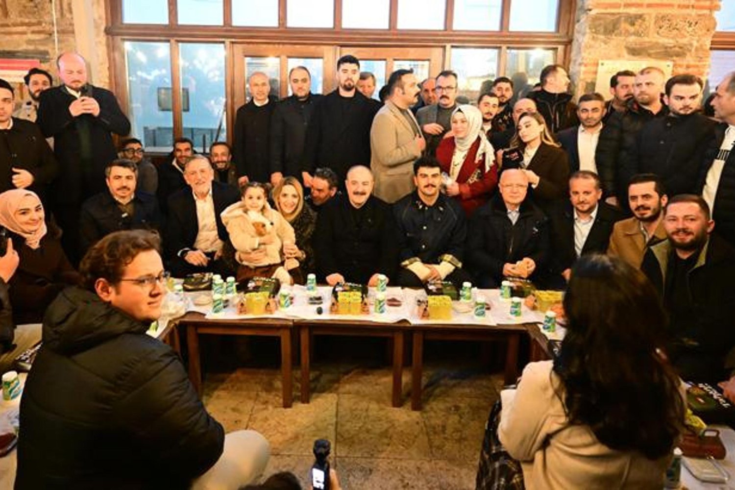 Bursa'da Geleneksel Sahur Programında Mustafa Varank Türkiye'nin Karşılaştığı Zorluklara Değindi