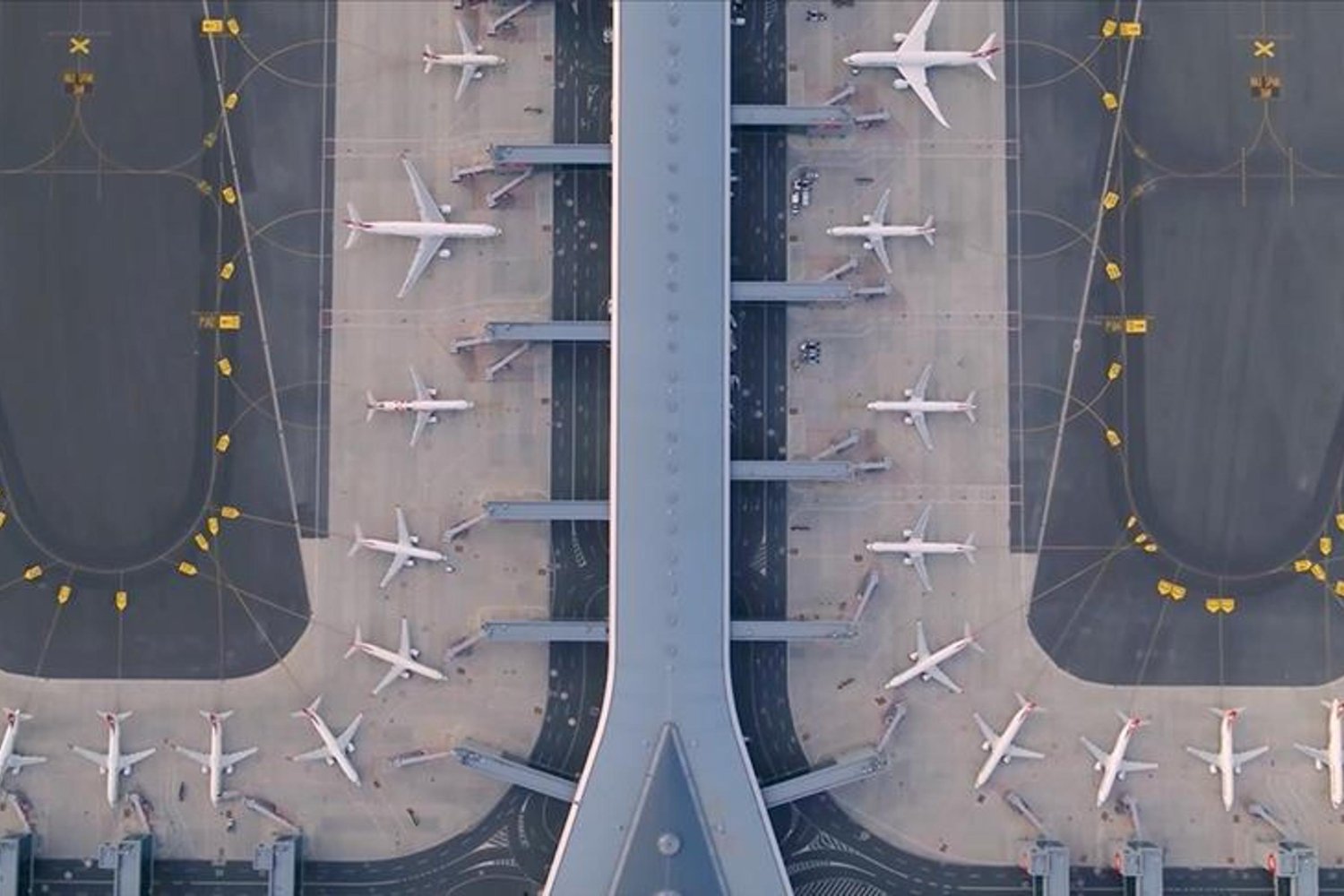 Türkiye Havalimanları Şubat Uçuş ve Yolcu Sayılarında Yüzde 7,7 Artış Gün yüzüne çıktı