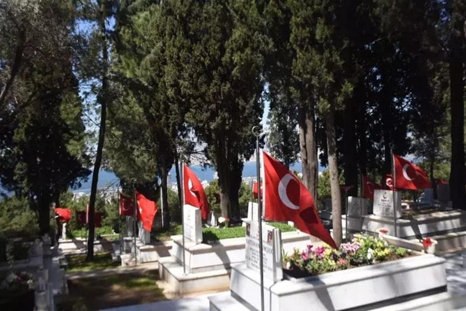 Şehitlik Bilgilerini Dijitalleştirme Çalışması Başladı