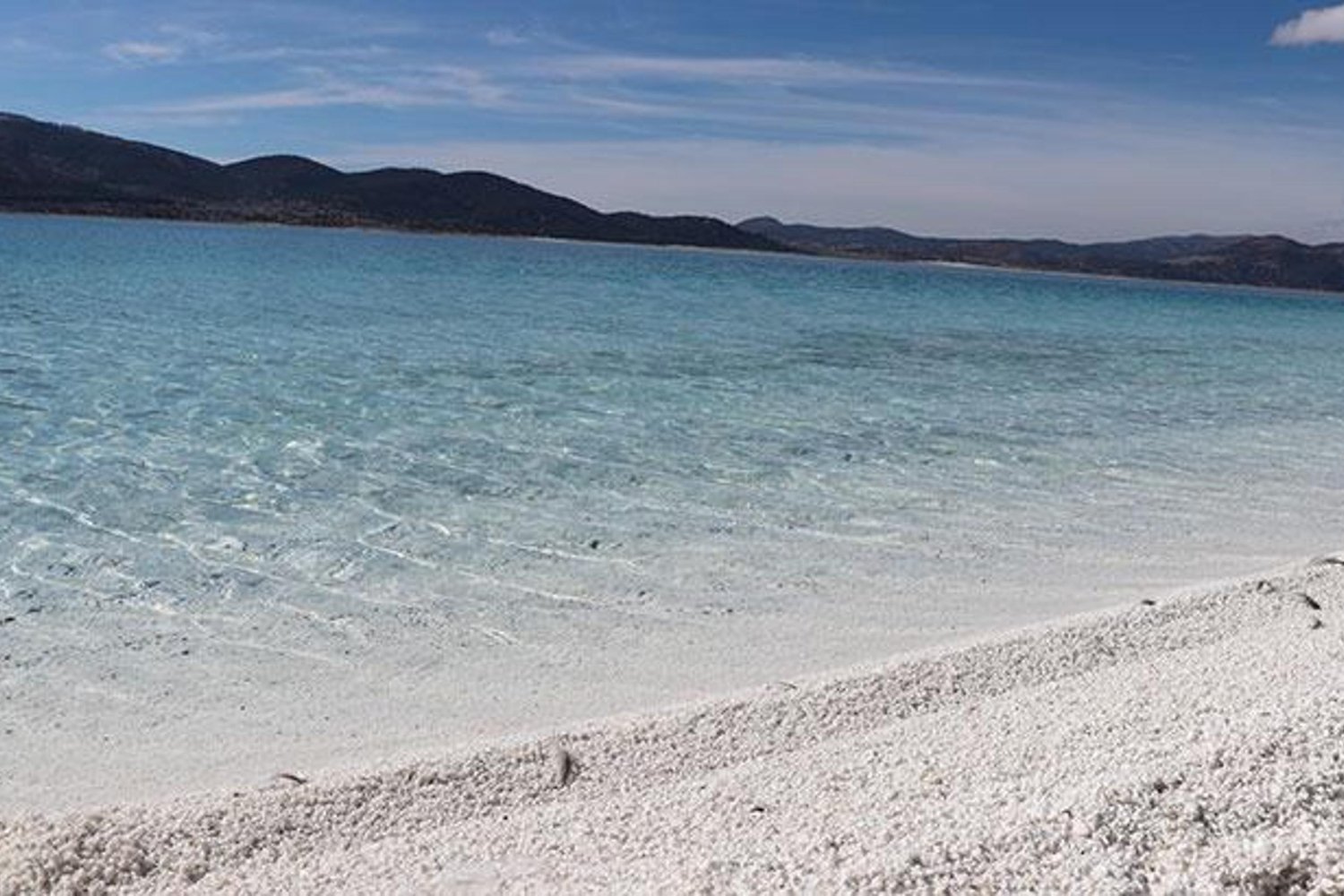Salda Gölü'nün Su Seviyesi Yağışlarla Yükseldi: Akgöl ve Yarışlı Gölü’nde Yeniden Canlanma