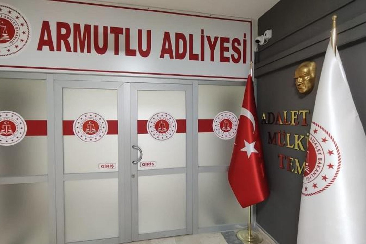 Armutlu'da Ceset Bulundu: Olayda Cinayet İhtimali Araştırılıyor