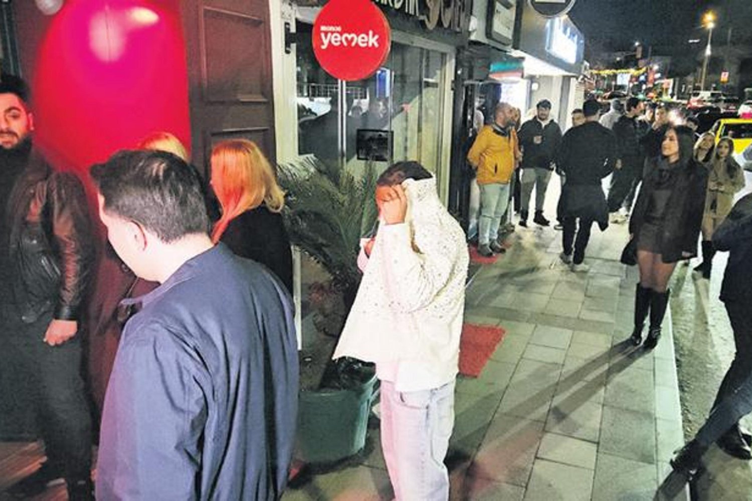 İçişleri Bakanlığı'ndan Büyük Operasyon: Gözaltılar ve Uyuşturucu İncelemesi