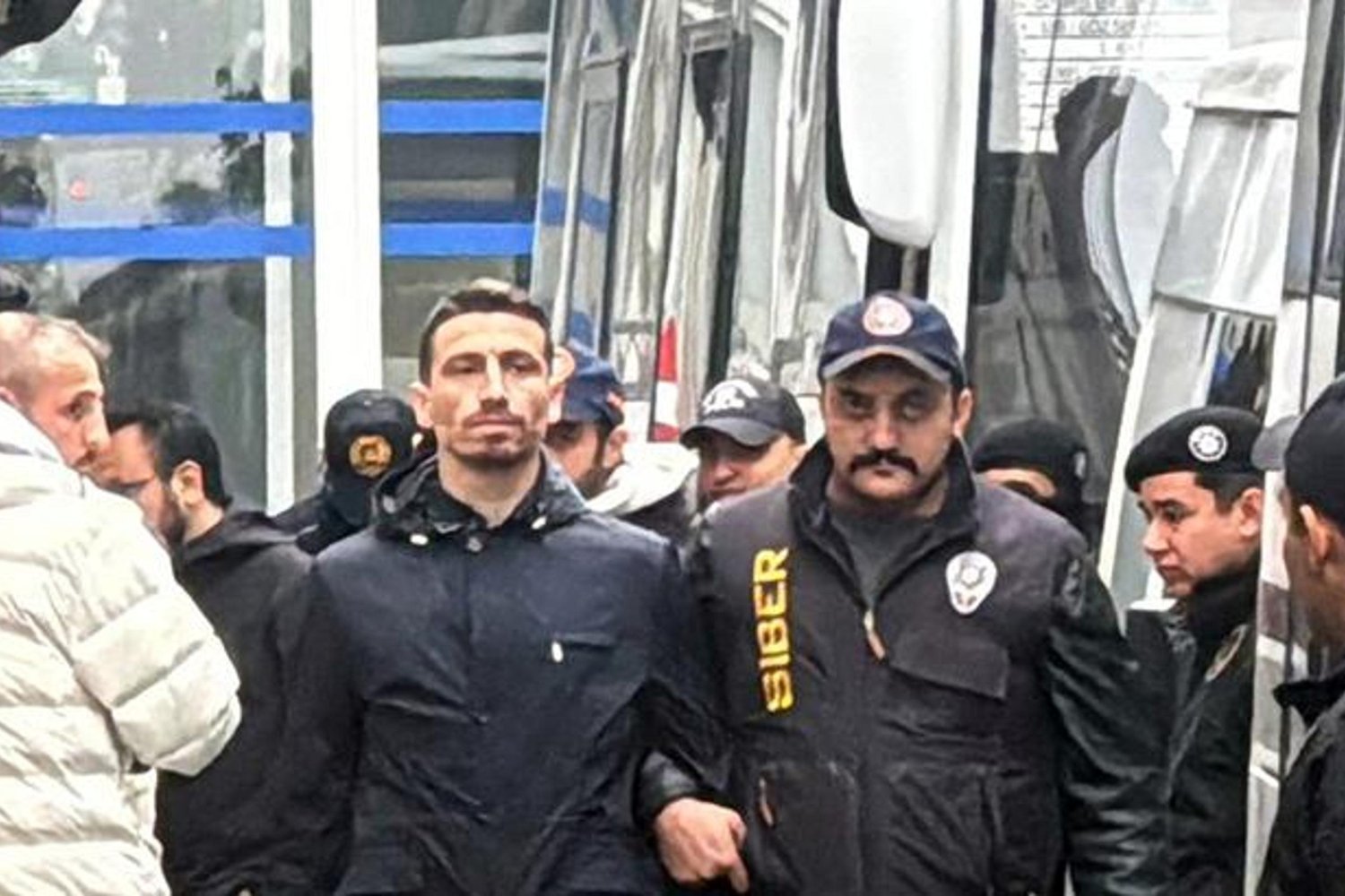 Futbolda Şike ve Bahis Yaptığı İddia Edilen Futbolcu Mert Hakan Yandaş İlk Kez Hakim Karşısında