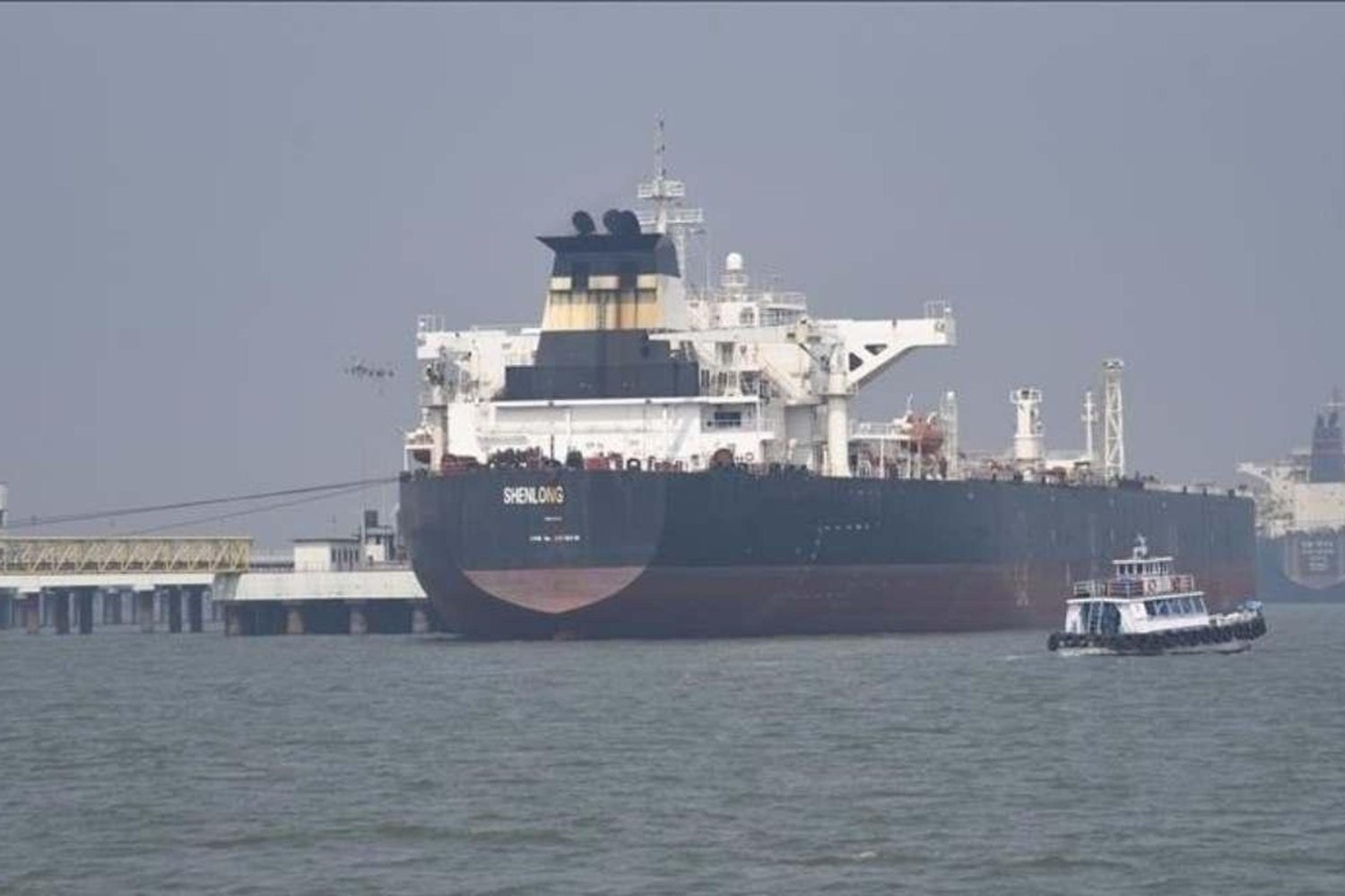 Hürmüz Boğazında Çin Gemisi ABD Ablukasını Çiğnedi