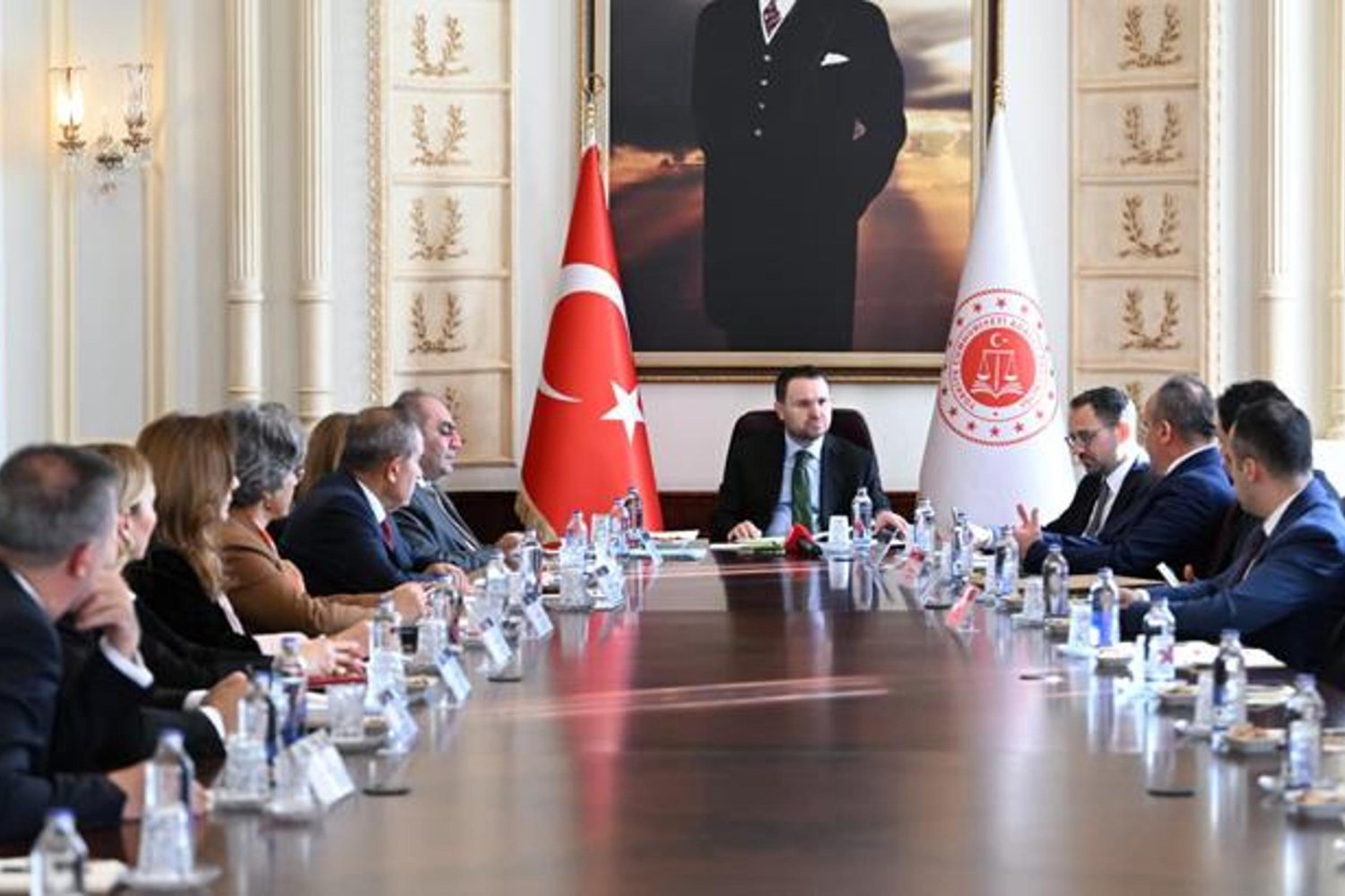 Noterler Yargının Hızlanmasında Kritik Rol Alıyor: Gürlek ve Heyetten Önemli Adımlar