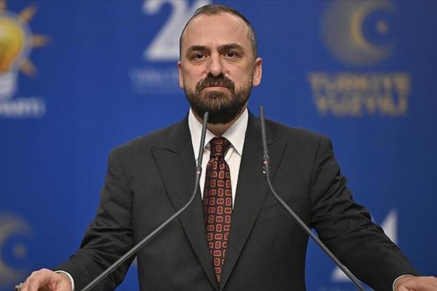 AK Partili Açıkladı: CHP'nin Çapsızlığı ve Özgür Özel’e Sert Tepki