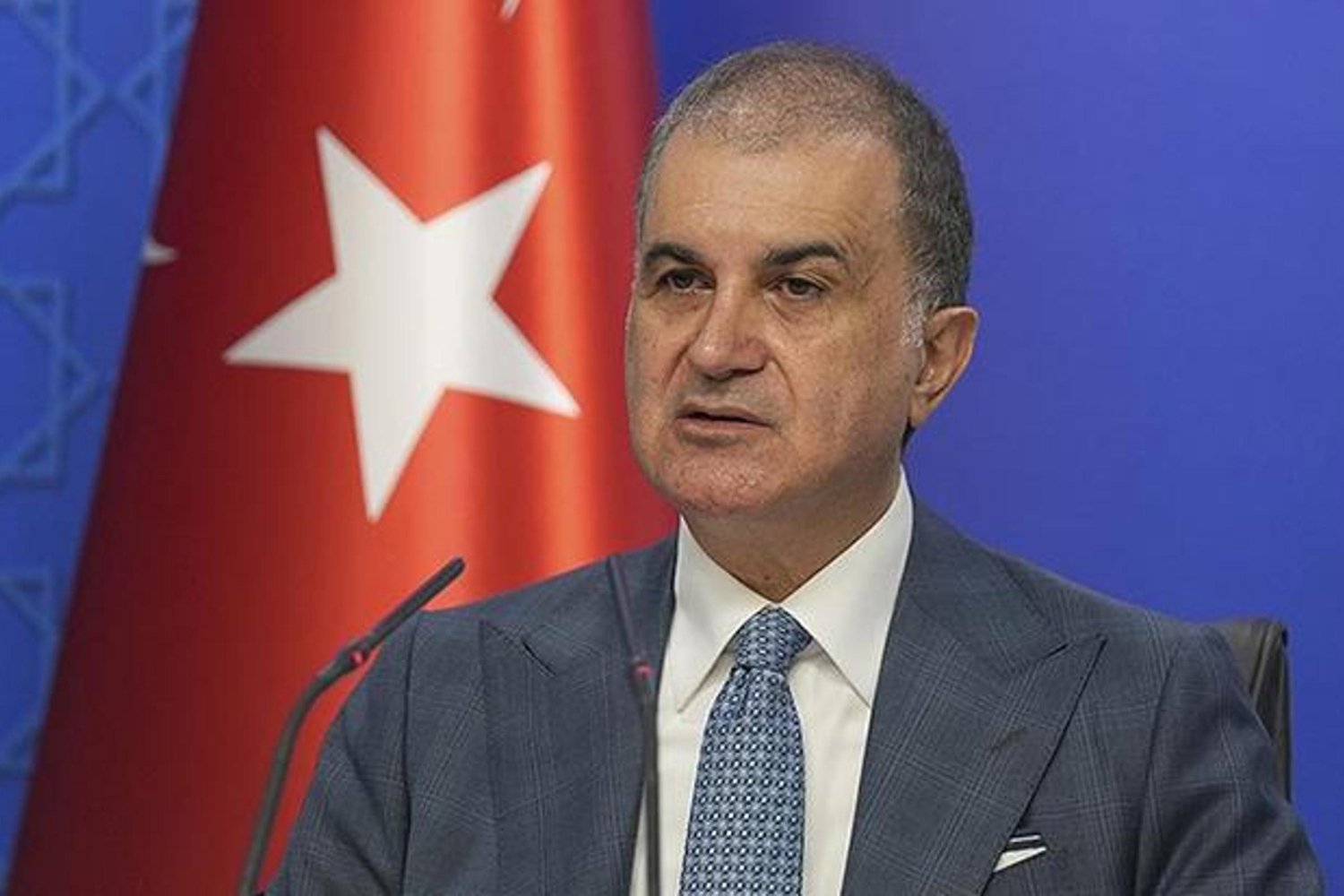 AK Partiden Özgür Özel'e Sert Yanıt: Yetersizliklerini Gizlemeye Çalışıyorlar
