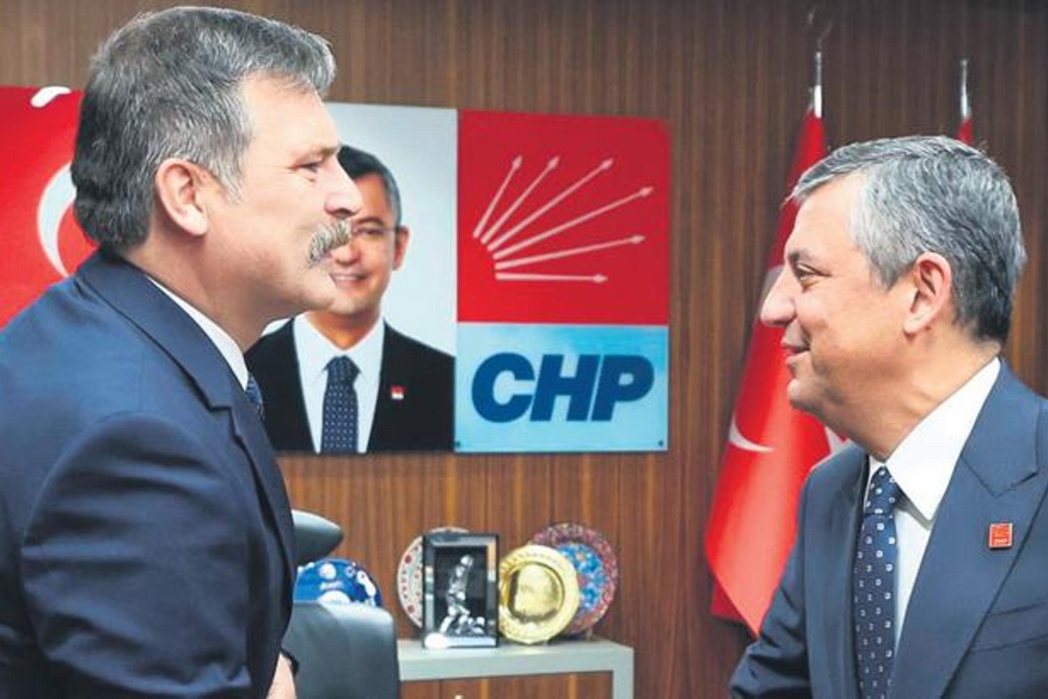 Ara Seçim Tartışmaları Uluslararası Hukuk ve Meclis Sürecinde Gündemde