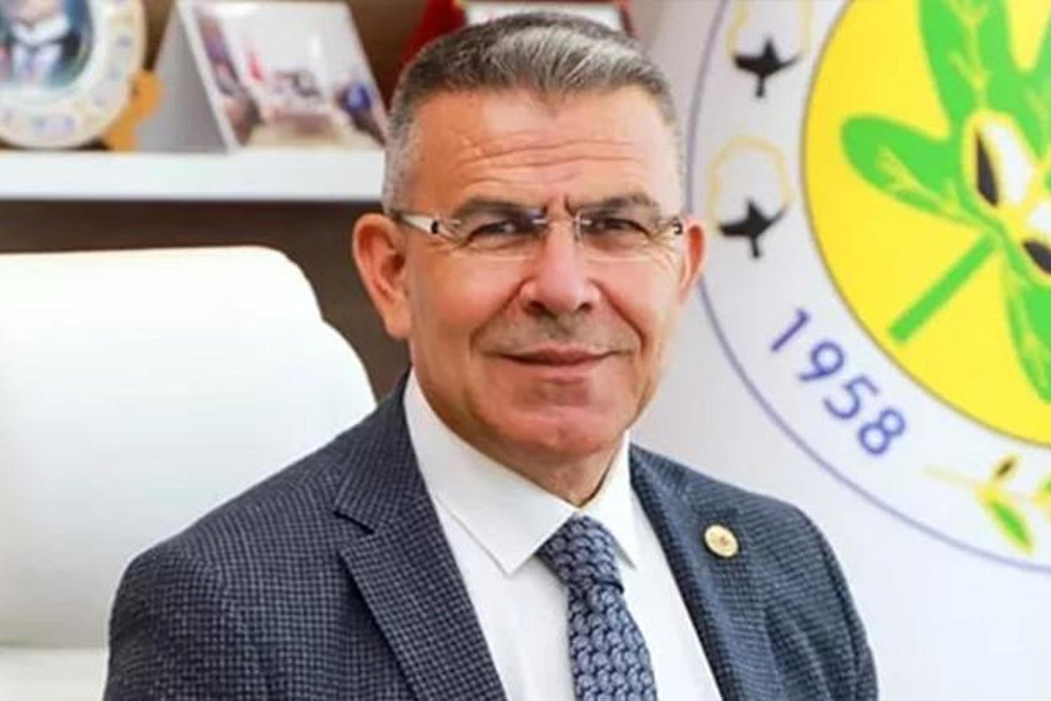 Antalya Gökyüzü Büyüledi: Renk Değişimi Şaşırttı!