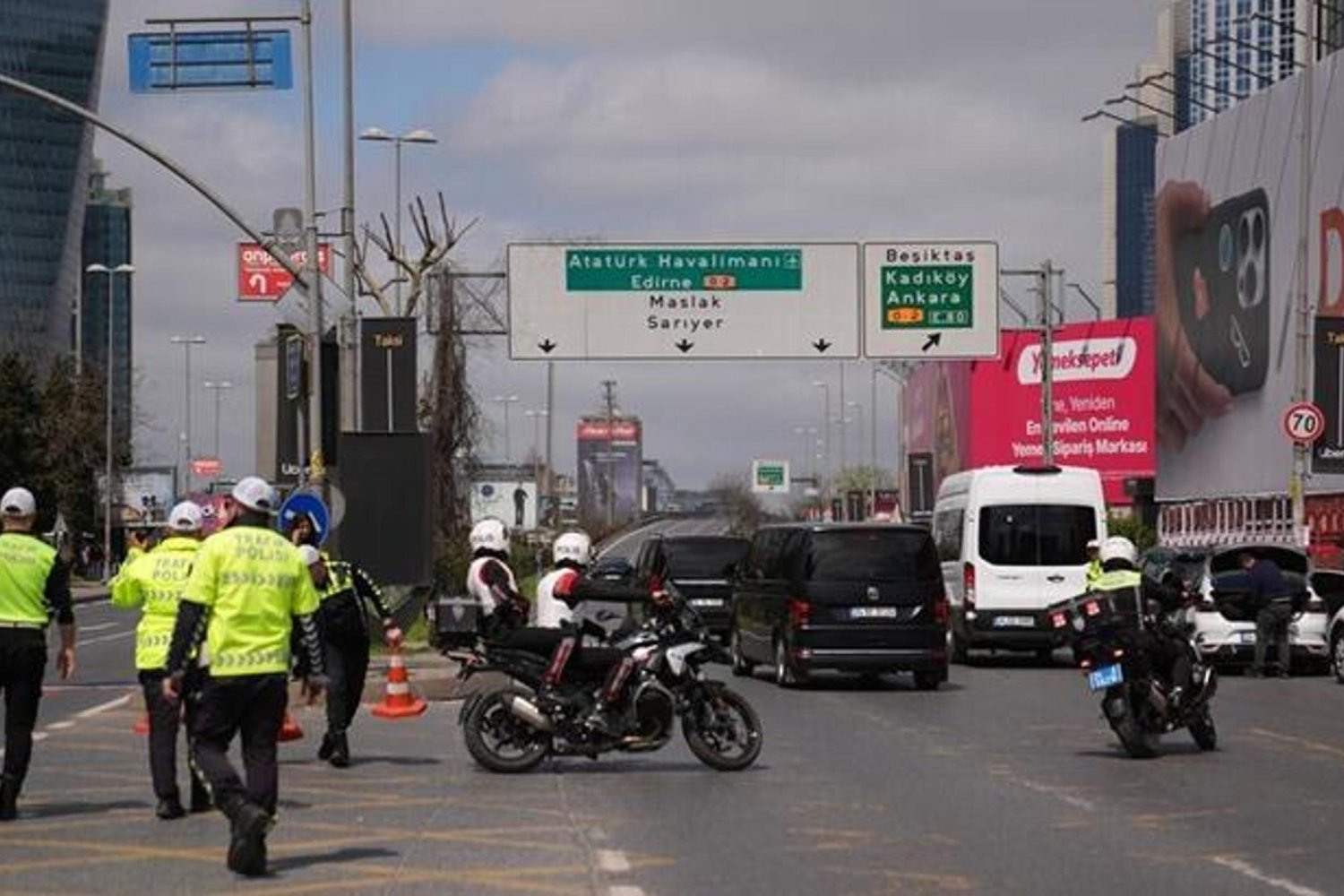 İstanbul'da Terör Saldırısı: Mesaj Verildi, Soruşturma Sürüyor