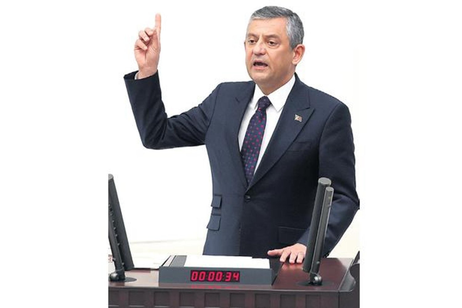 Türkiye'de Demokrasi ve Beka Tehdidi: Kayyımlar ve Siyasi Saldırılar