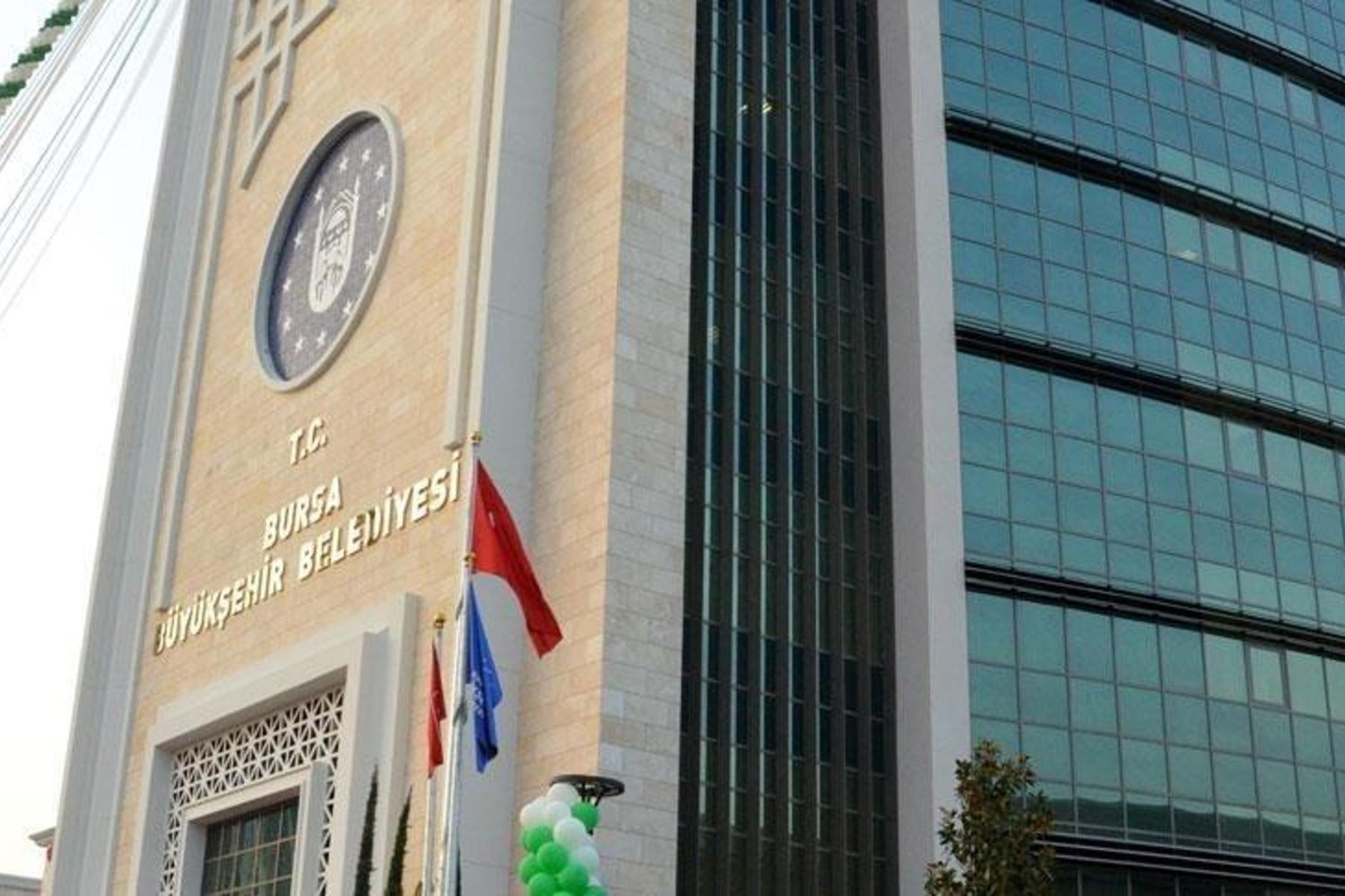 Bursa Valisi Erol Ayyıldız Görevlendirmesiyle Bursa Büyükşehir Belediye Başkanı Geçici Görevde