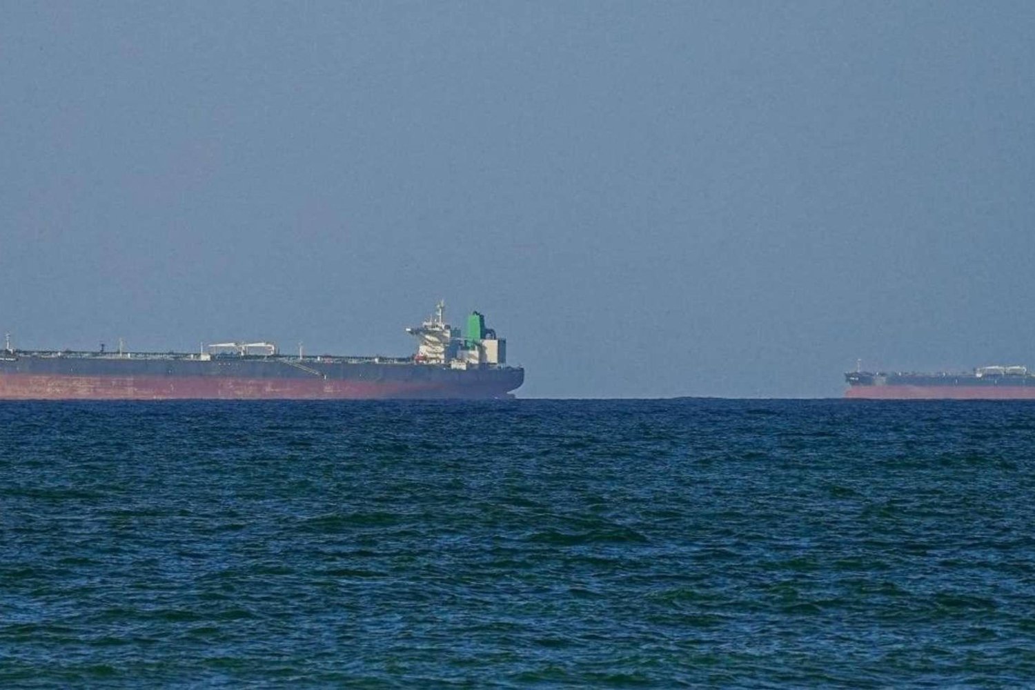 İran Petrol ve Doğal Gaz Yükü Gözaltında: ABD Yaptırımlarına Rağmen Gemi Durduruldu!