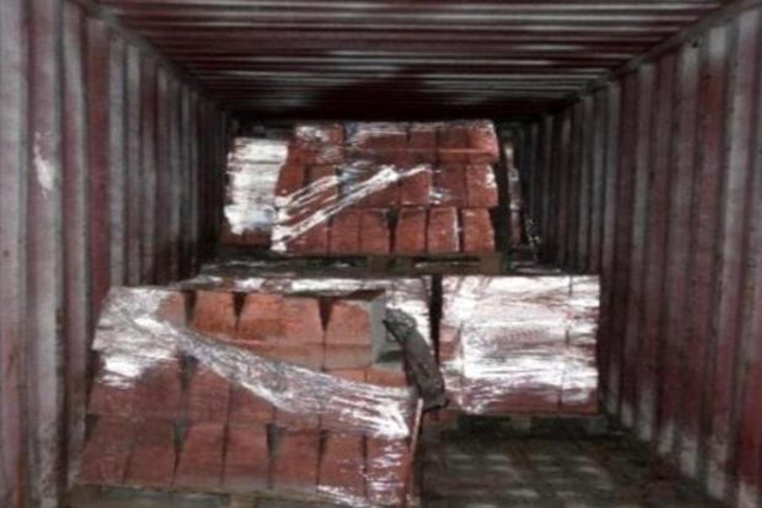 Bakır Yerine Kaldırım Taşı Gönderilerek 36 Milyon Dolarlık Dolandırıcılık İddiası