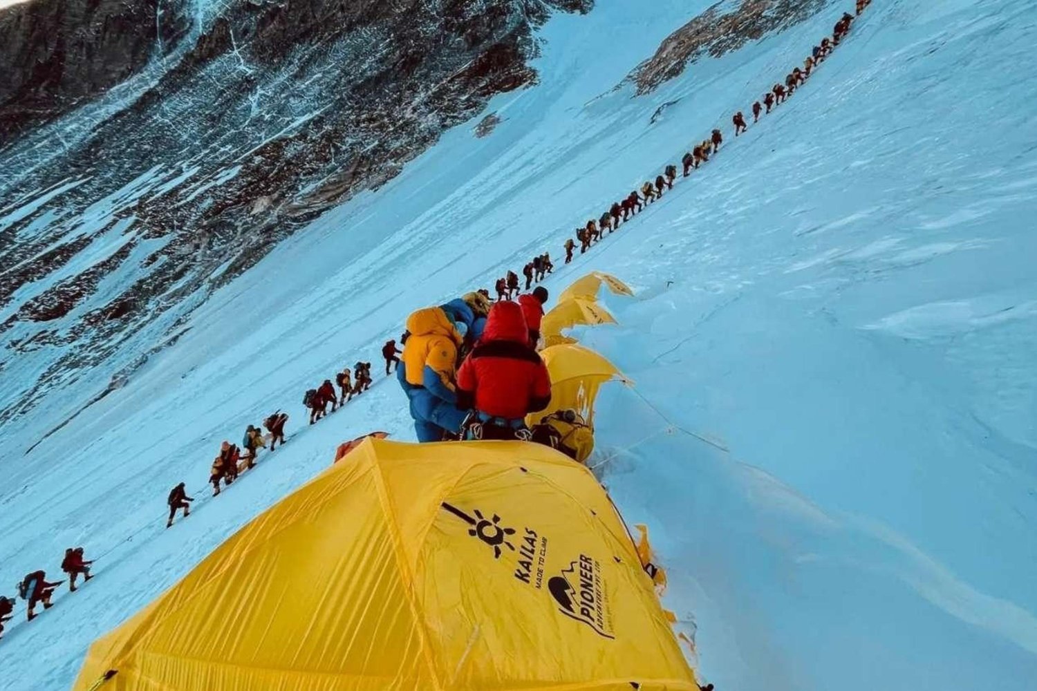 Everest Skandalı: Dağcıları Hasta Edip 20 Milyon Dolarlık Dolandırıcılık İddiası