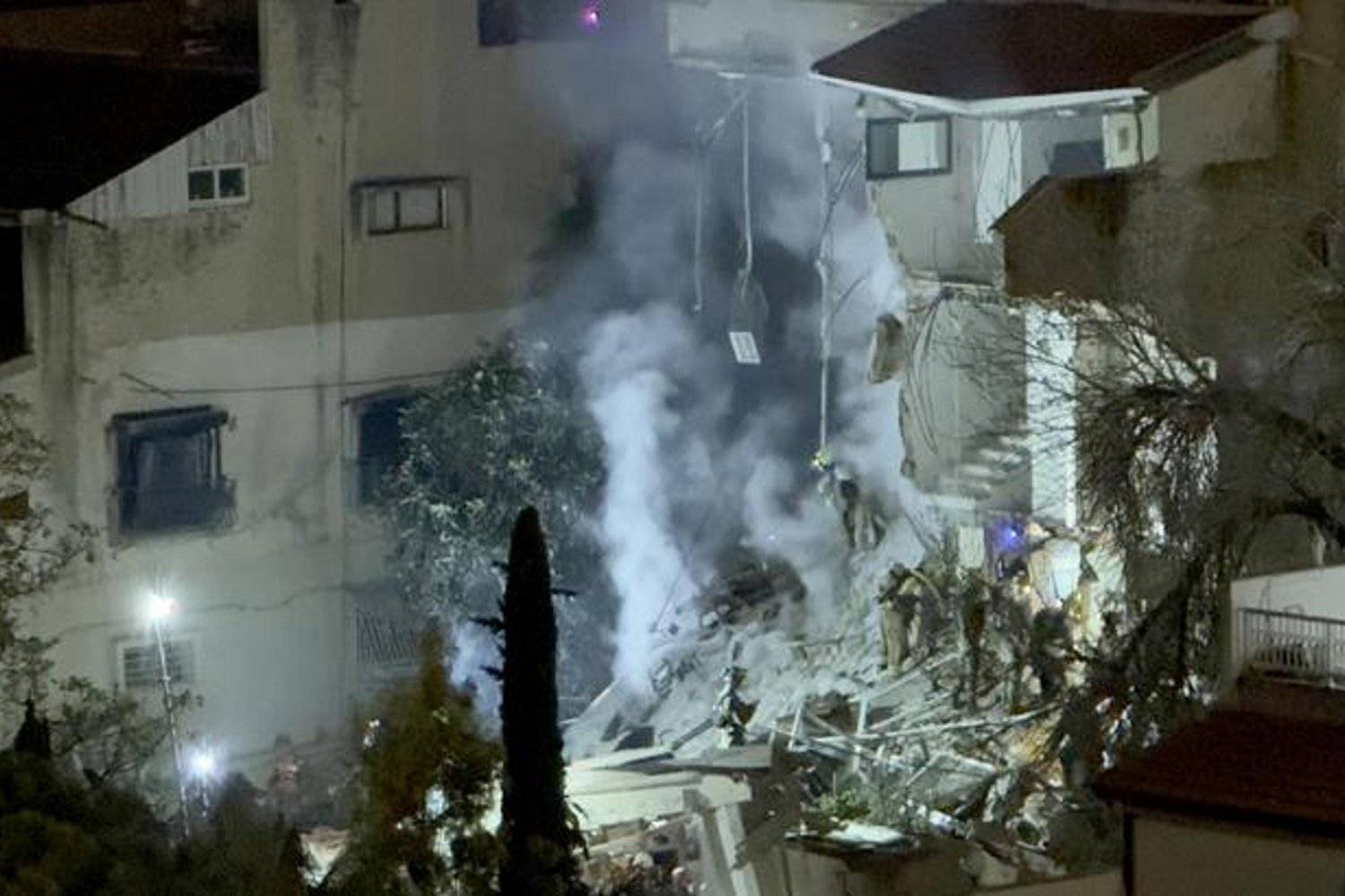 İran-İsrail Gerilmesi: Hayfa'da Füzeli Saldırıyla 4 Yaralı