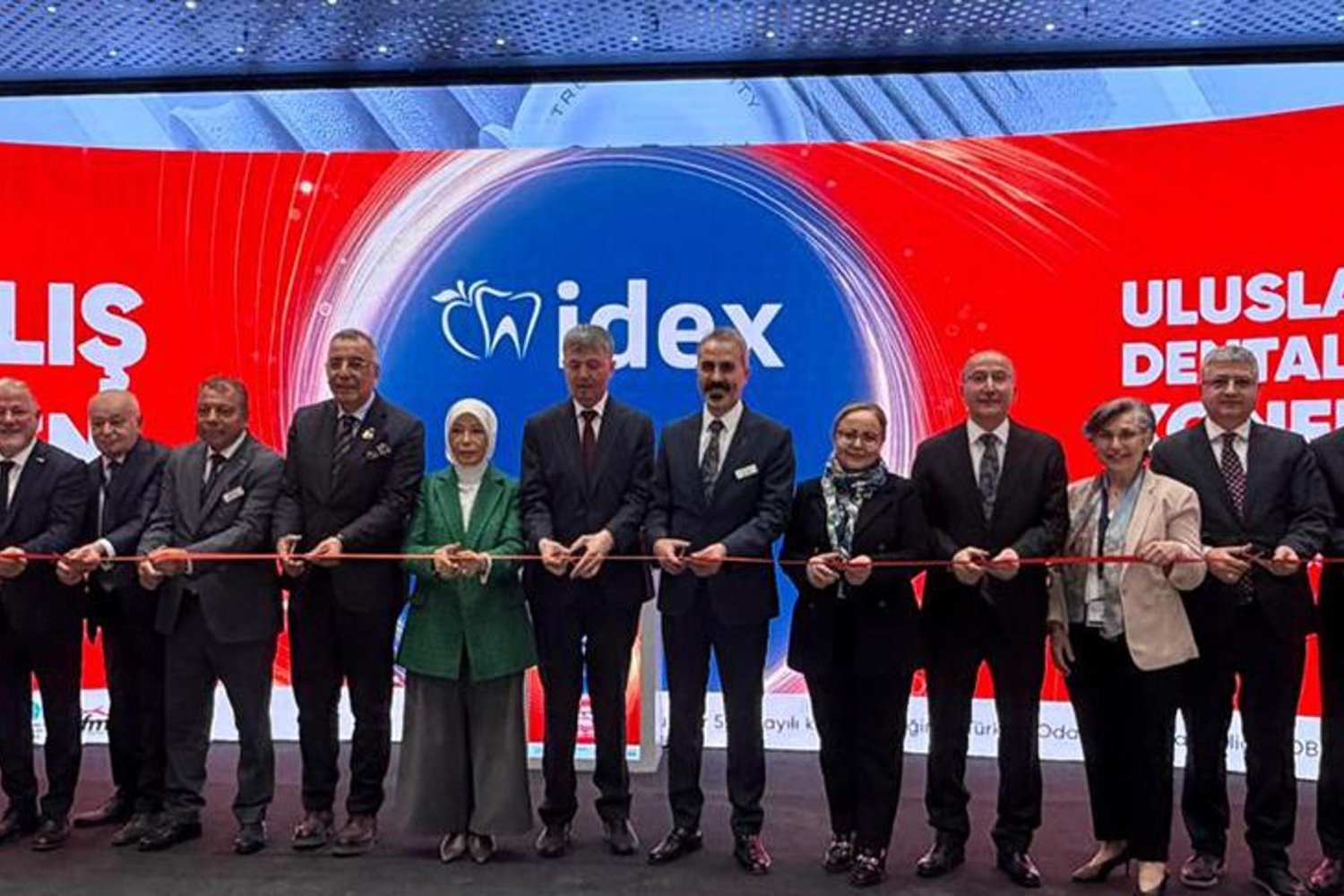 İstanbul'da Dünyanın En Büyük İkinci Diş Fuarı: IDEX 2026 Yüzlerce Ülkeden Katılımcı Çekti