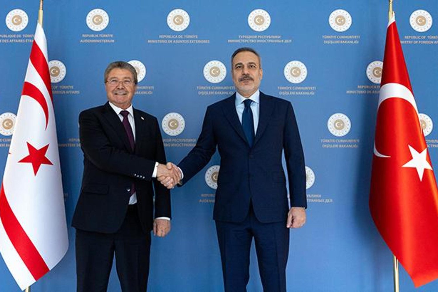 Dışişleri Bakanı Hakan Fidan KKTC'de Ünal Üstel ile Görüştü