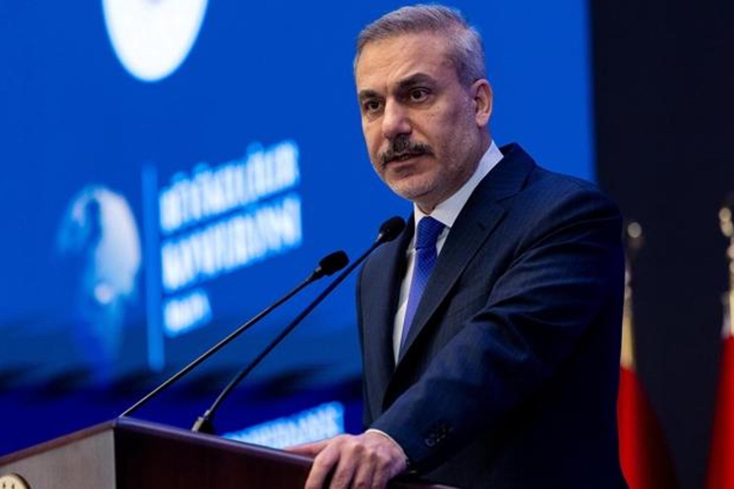 Dışişleri Bakanı Fidan'dan Pakistan ile Diplomatik Görüşme: Savaşın Sonlandırılması İçin Çaba