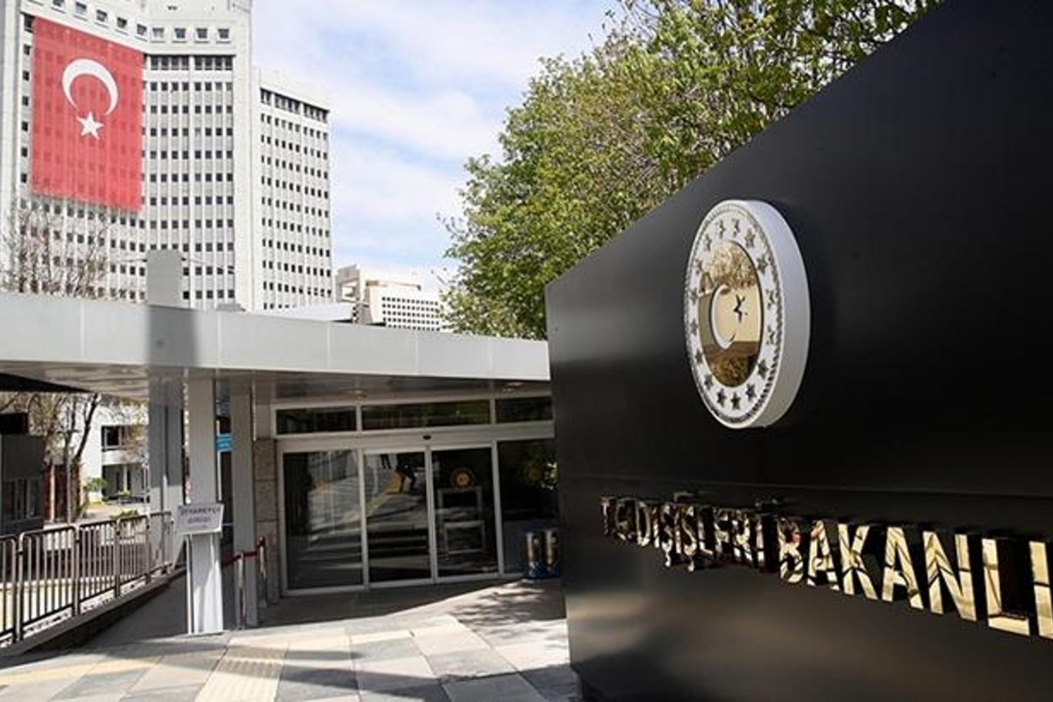 Kerkük’te Türkmen Valiliği Tarihinde İlk!: Kapsayıcı Bir Adım