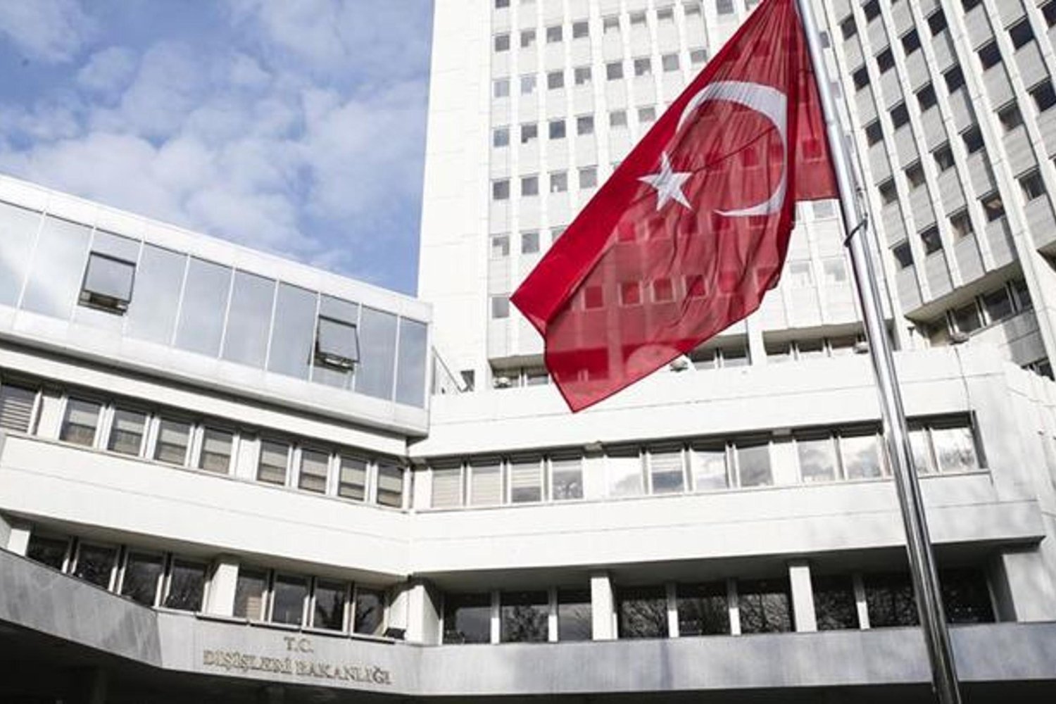 Güney Kafkasya'da Barış Havzası: Türkiye'den 1915 Açıklaması ve Siyasi Tartışmalar
