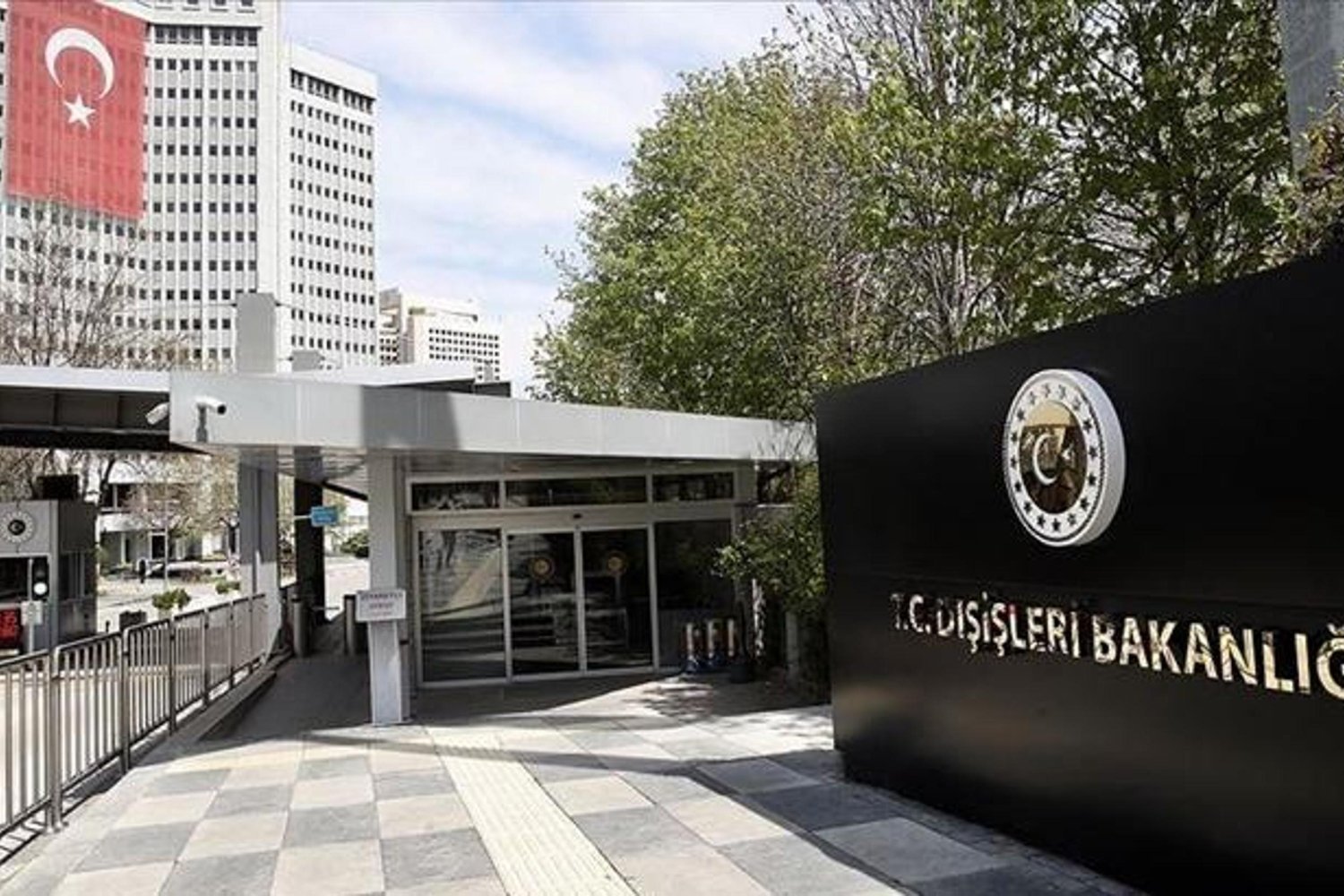 Uluslararası Toplum Netanyahu'nun Batı Şeria'daki Yerleşim Planlarını Kınadı