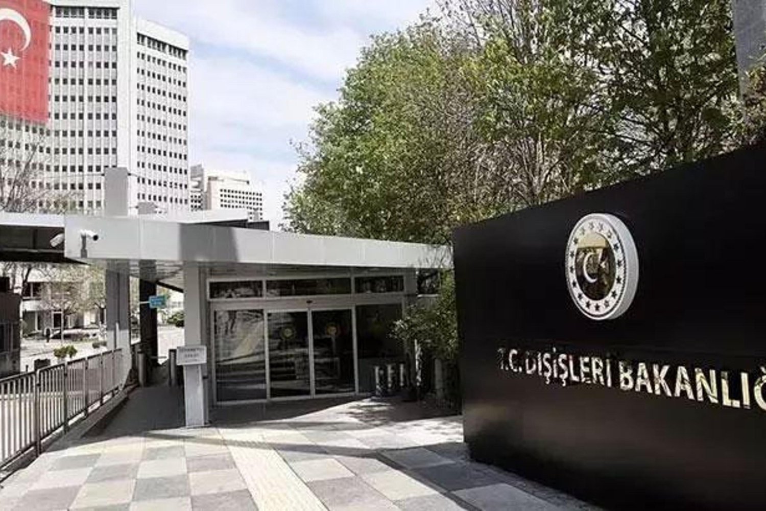 Dışişleri Bakanlığı Yunanistan’a Türk Azınlığına Baskıcı Yaklaşımını Kınadı