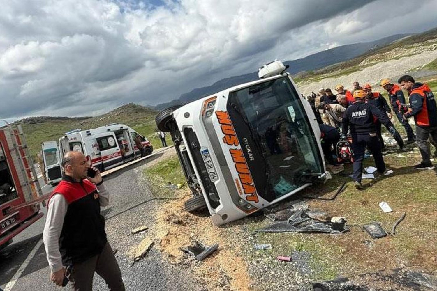 Muş'ta Otobüs Kazası: 1 Ölü, 13 Yaralı
