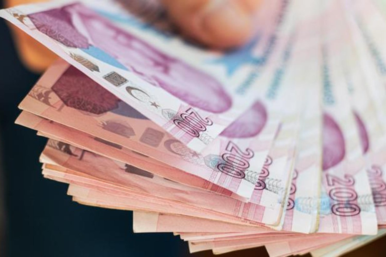 Çocuk Güvenliği ve Sosyal Medyada Yeni Düzenlemeler Türkiye'nin Gündeminde